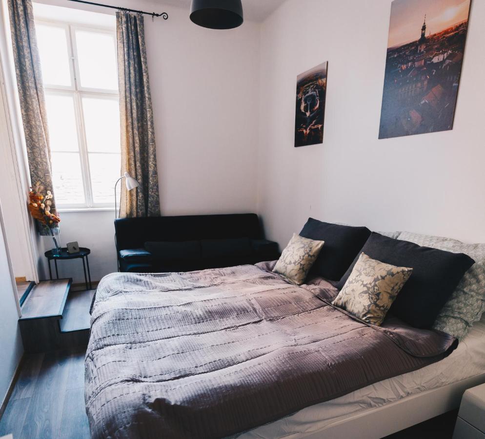 Studio77 Apartman Apartamento Sopron Exterior foto