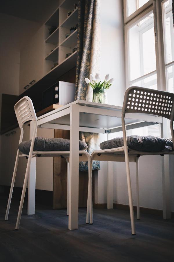 Studio77 Apartman Apartamento Sopron Exterior foto